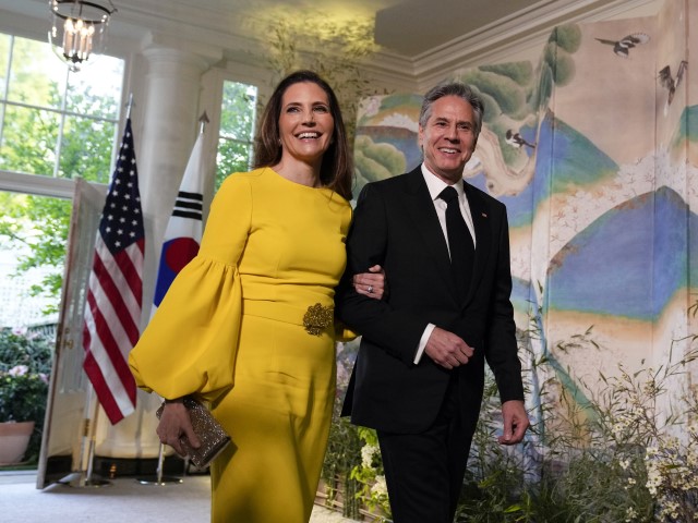 Blinken's and Wife's Emails to Hunter Biden Draw Fresh Scrutiny - Vimarsana News