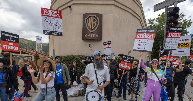 NextImg:Hollywood Writers Strike to Last Weeks as Writers Plan Star-Studded L.A., New York Rallies