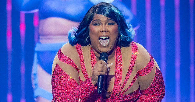 Watch -- Lizzo Pushes Transgenderism on Children During Nebraska Concert: 'Don't Let Any Laws Tell You Who You Not'
