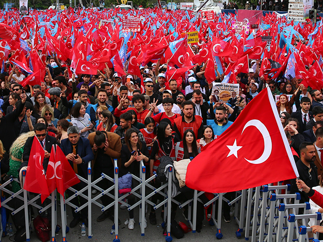 Supporters of Turkish CHP party leader and Nation Alliance's presidential candidate K