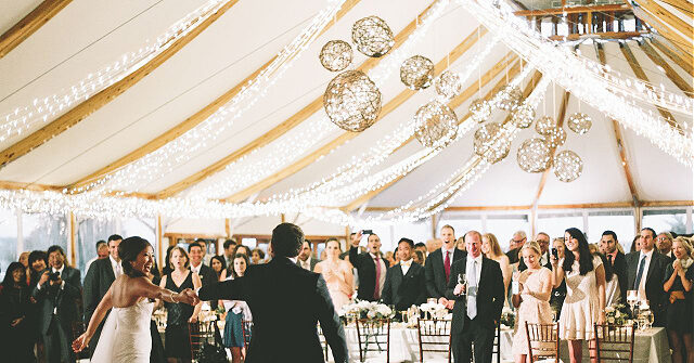 Report: Inflation Making Weddings More Costly for Couples, Guests