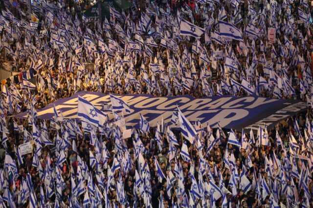 Israeli media put the number of participants in the Tel Aviv demonstration at 'tens of tho