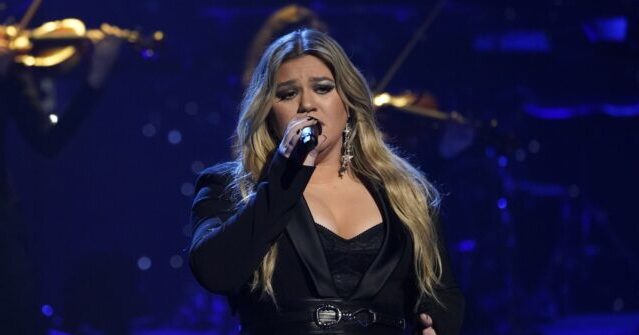 Kelly Clarkson Responds to ‘Unacceptable' Report Alleging Her Show Is a Toxic Workplace