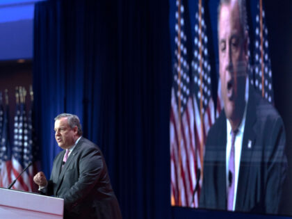Republican presidential candidate former New Jersey Gov. Chris Christie speaks during the