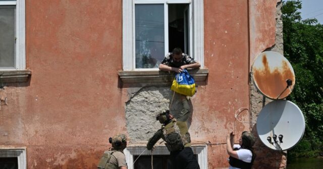 Europe Must Prepare for More Migrants After Ukraine Dam Explosion - PM