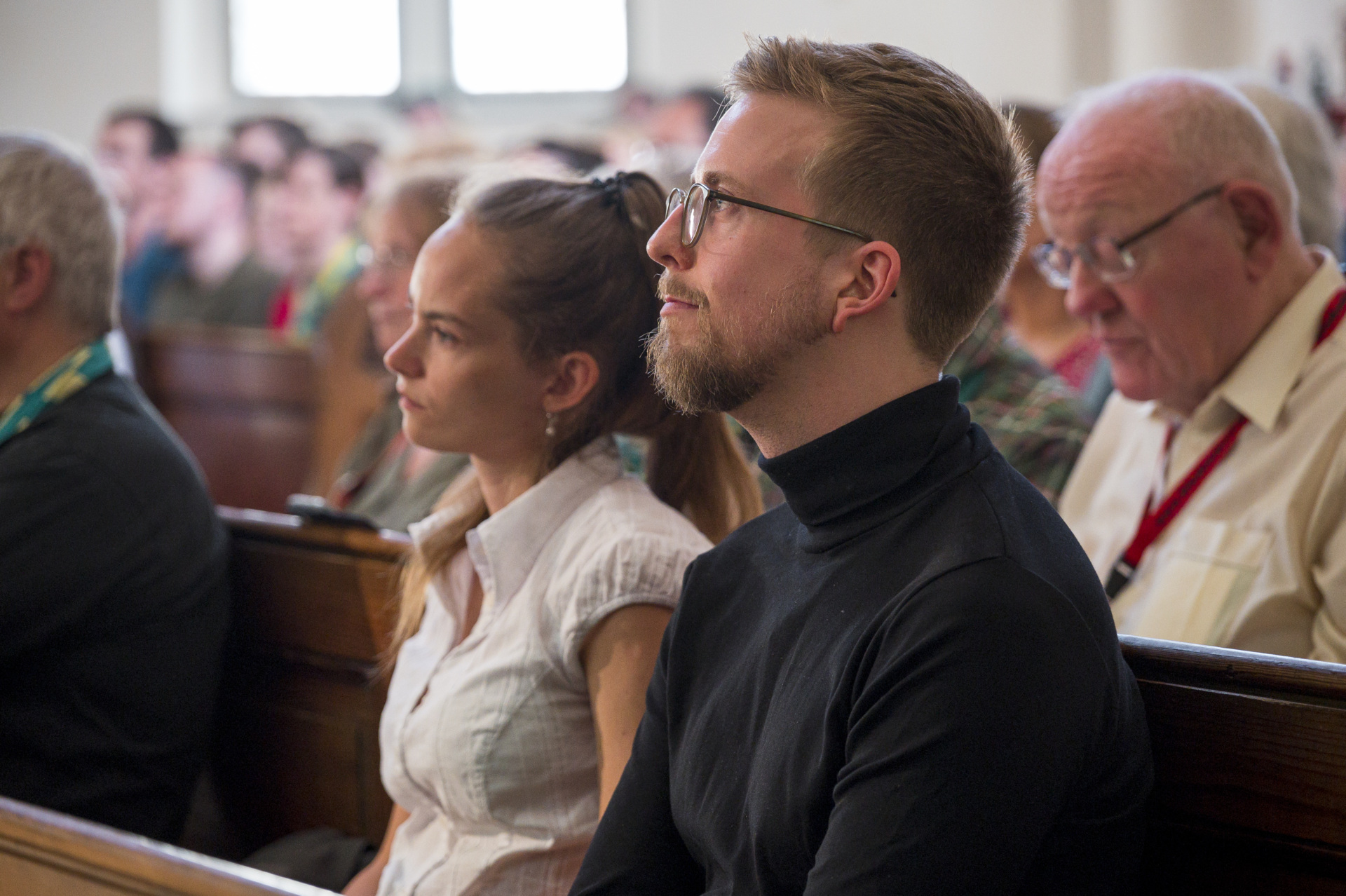 09 June 2023, Bavaria, Fürth: Anna Puzio (l), theologian and technology anthropologist, and Jonas Simmerlein (r), practical theologian and AI artist, during the AI service. of St. Paul Church, a service created by the Artificial Intelligence (AI) Chat GPT and previously recorded will be delivered. Photo: Daniel Vogl/dpa (Photo by Daniel Vogl/picture alliance via Getty Images)