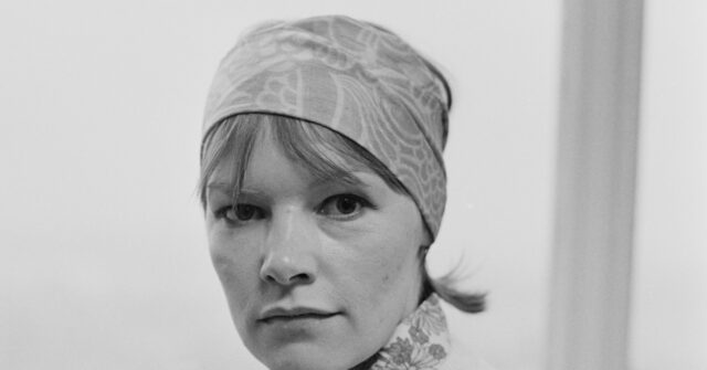 Glenda Jackson, Two-time Oscar Winner, Dies at 87