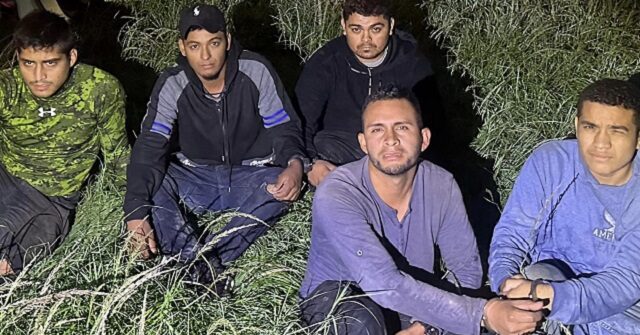 Human Smugglers Return to ‘Business as Usual’ in Texas County near Border Post-Title 42, Say Police Human Smugglers Return to ‘Business as Usual’ in Texas County near Border Post-Title 42, Say Police