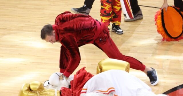 Dana White Blames Miami Heat Mascot for Conor McGregor KO: 'What Do You Expect?'