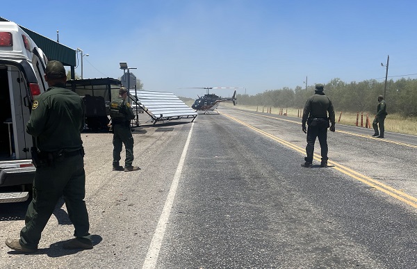 An air ambulance prepares to fly a seriously injured Border Patrol agent and a civilian motorist to a San Antonio trauma center. (Law Enforcement Source)