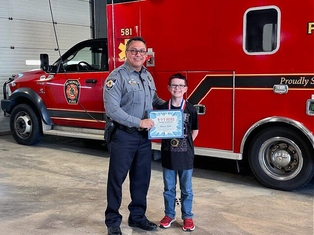 Colorado Boy Awarded ‘911 Local Hero Award’ by First Responders for Saving Mom’s Lif