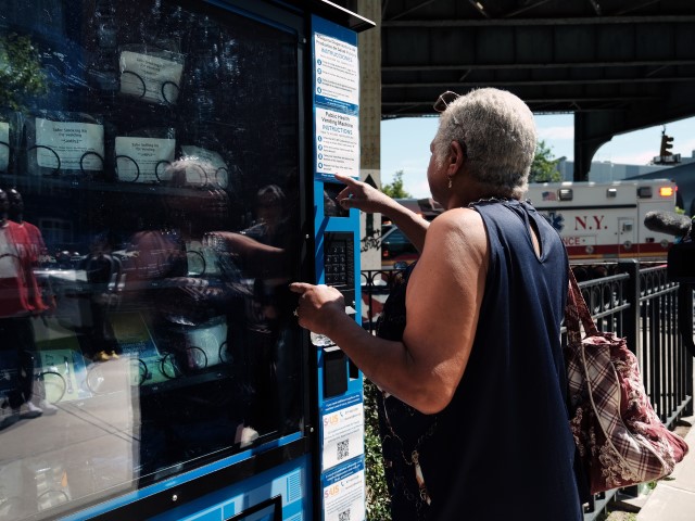 New York City Vending Machine Offers Free Narcan and Crack Pipes to Residents - Vimarsana News