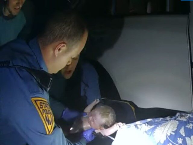 New Jersey State Police deliver baby on side of interstate