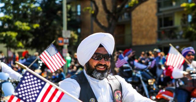 Republican Bill to Exempt Turbans from Motorcycle Helmets Advances in California