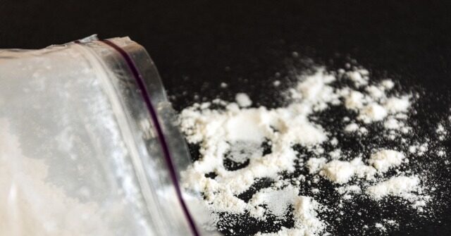 100 Letters Containing Suspicious Powder Sent to Kansas Republicans