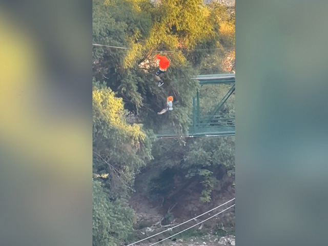 Watch: Boy Survives 40-Foot Fall from Mexican Amusement Park Zip Line - Vimarsana News
