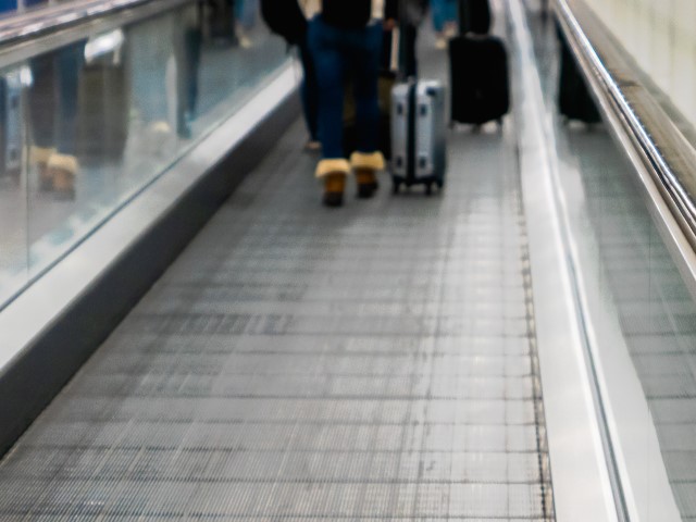 PHOTOS: Woman Loses Leg in Freak Accident on Thai Airport Moving Walkway - Vimarsana News