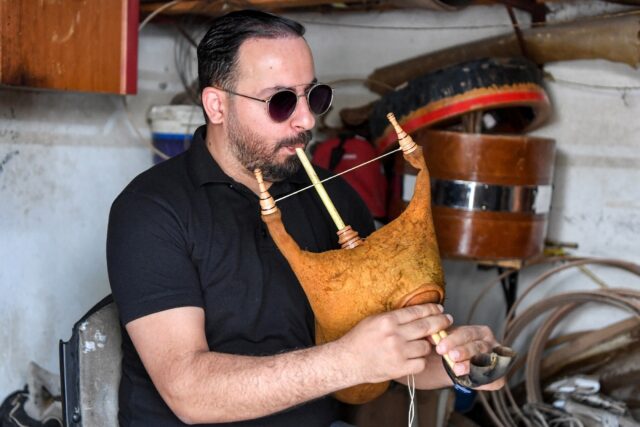 New life breathed into Tunisia's bagpipes - Breitbart