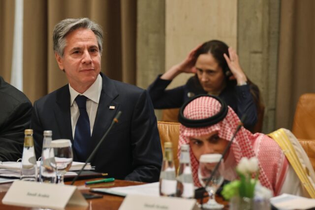 US Secretary of State Antony Blinken and Saudi Foreign Minister Faisal bin Farhan urge fel