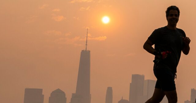 Montreal Says Quebec Province Refused Its Firefighters as Smoke Engulfs U.S.