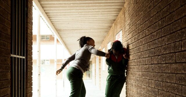 Middle Schooler Flees Florida Following Brutal Beatdown By Bullies