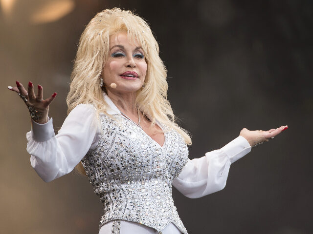 Dolly Parton Defends Kid Rock Duet: 'I Don't Condone Nor Condemn