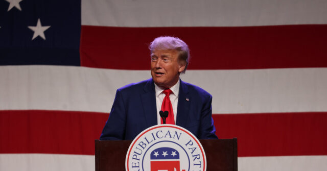 Watch Live: Donald Trump Speaks in Waterloo, Iowa