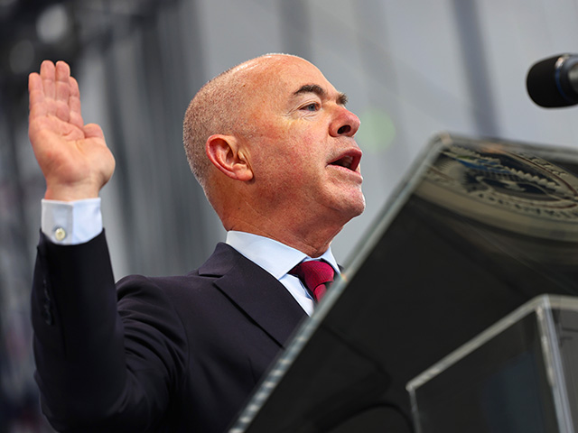 Republican Impeachment Report: Border Chief Mayorkas Violated Oath of Office - Vimarsana News