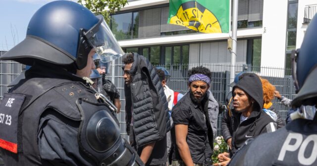 NextImg:Over 20 Police Officers Injured at Eritrean 'Cultural Event' in Germany