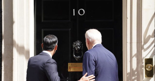 Biden to Meet King Charles, PM Sunak Today on Way to NATO Meeting
