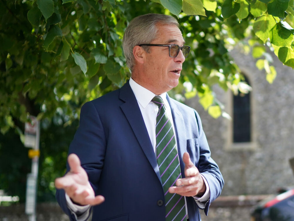 No Return to Politics, But Crusade Against Cashless Society, Says Farage - Vimarsana News