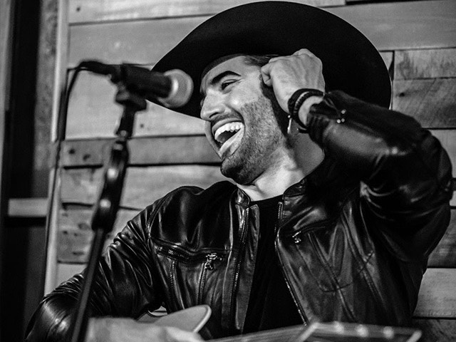 Nashville Artist Austin Moody's Democrat-Slamming Anthem 'I'm Just Sayin' Rockets Up iTunes Country Charts After Breitbart Feature - Vimarsana News