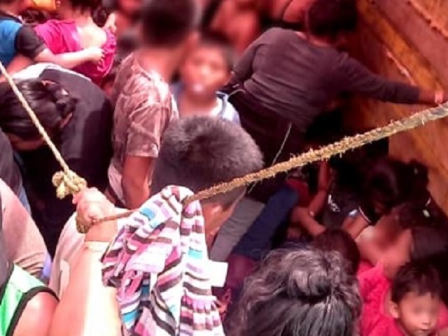 206 Drugged Migrants Bound for U.S. Border Found Locked in Trailer in Mexico - Vimarsana News