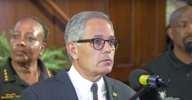 Philadelphia D.A. Calls for More Gun Laws, Defends Lax Gun Possession Prosecution