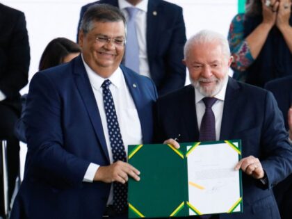 BRAZIL-POLITICS-SECURITY-WEAPONS-REGULATION-LULA-DINO Brazilian President Luiz Inacio Lula