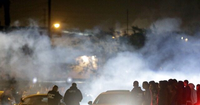 WATCH — 'Fast and Furious': Oakland Police Fail to Stop Wild 'Sideshows'