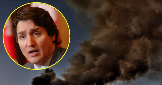 'Thanks, Justin!' Smoke Plume from Canadian Wildfires to Affect 23 States