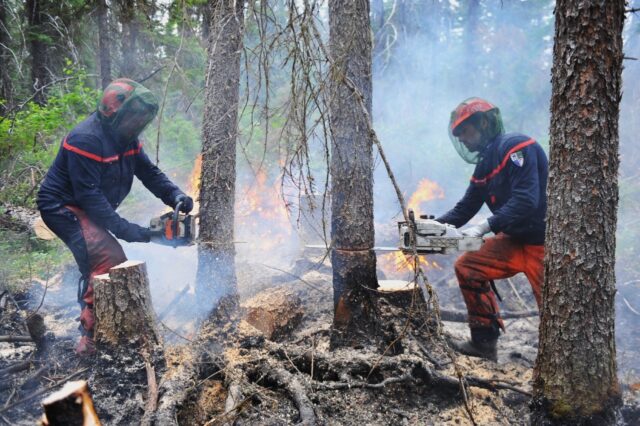 Firefighters battling wildfires in the Abitibi-Temiscamingue region of Quebec