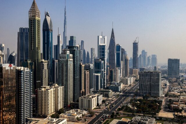High-rises in Dubai: the UAE plans to triple renewable energy production and slash emissio