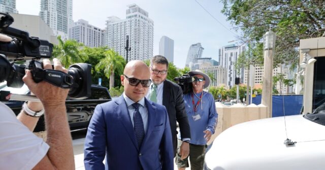 Trump aide pleads not guilty in secret docs case - Vimarsana News