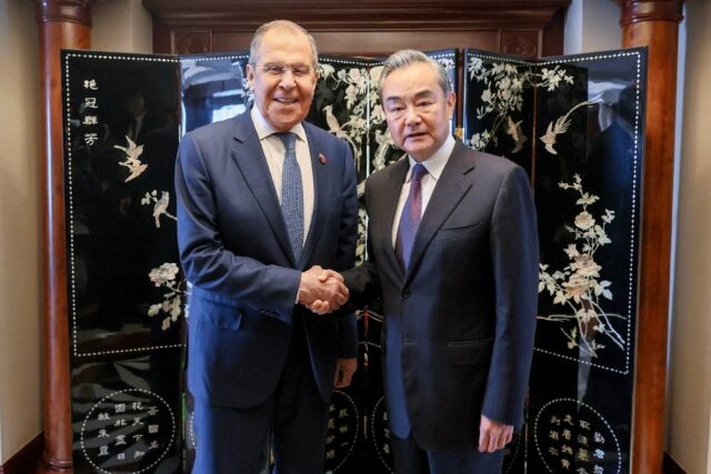 Wang Yi met Russian Foreign Minister Sergei Lavrov on the sidelines of the Association of