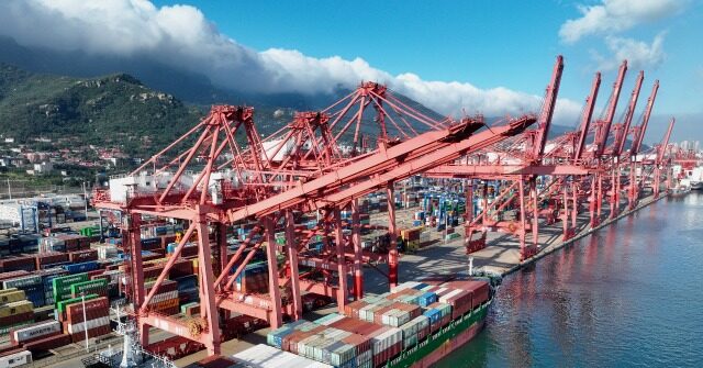 China’s Imports and Exports Plunge Beneath Expectations in July