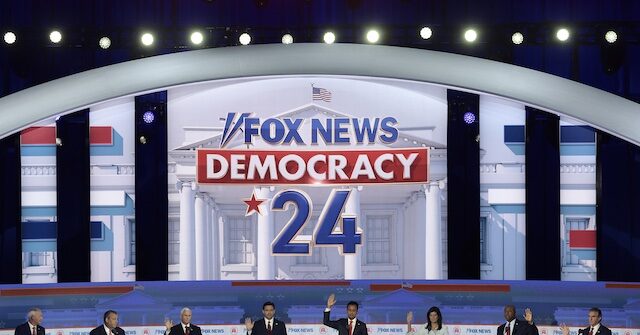 Hogan: 'Embarrassed and Disgusted' By GOP Candidates Raising Hands to Support Trump