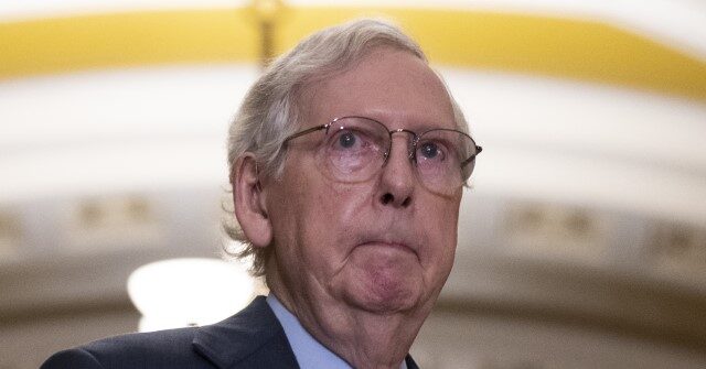 WATCH: Mitch McConnell Inexplicably Freezes at Podium Again
