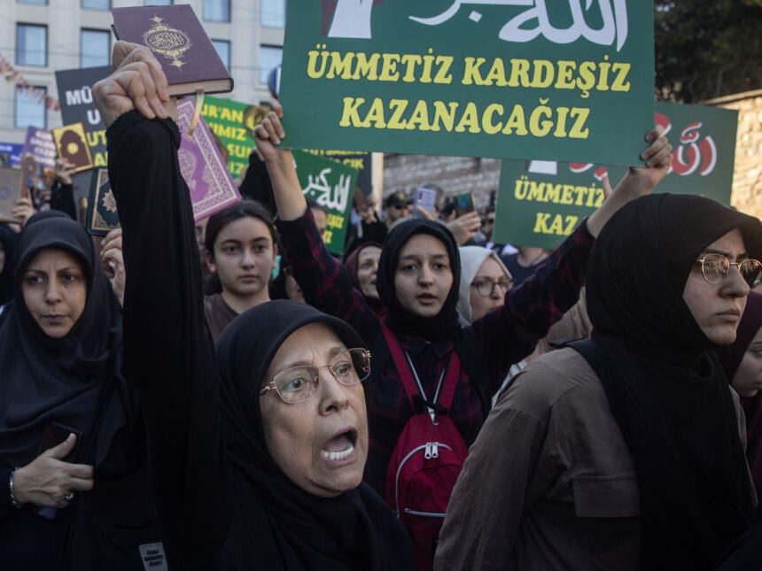 Warning Swedish Tourists May be a Terror Target After Qur'an Burnings - Vimarsana News