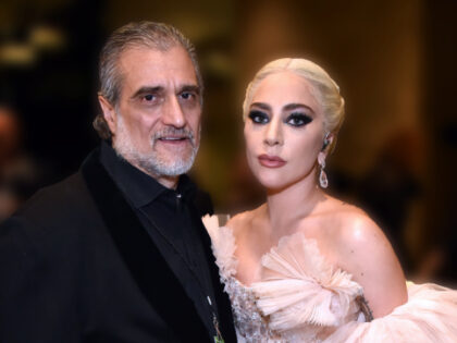Lady Gaga and her father Joe Germanotta (Kevin Mazur/Getty Images for NARAS, Edit: BNN)