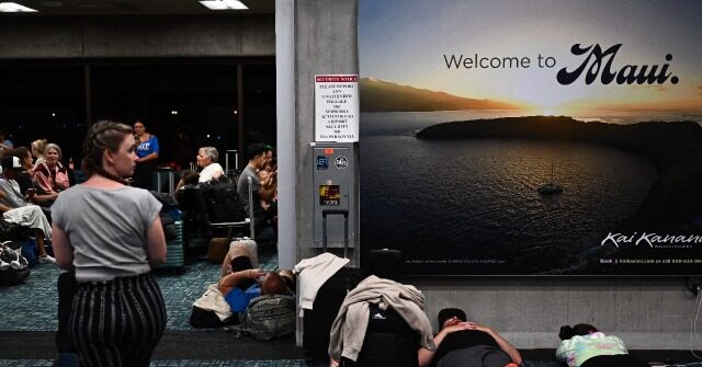Hawaiian Airlines Offering $19 Flights to Help Wildfire Victims Evacuate