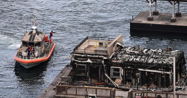 Hawaii Devastation: Locals Jumped into the Ocean to Escape the Blaze
