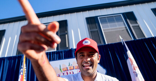 Watch: Ramaswamy Raps Eminem’s ‘Lose Yourself’ at Iowa State Fair