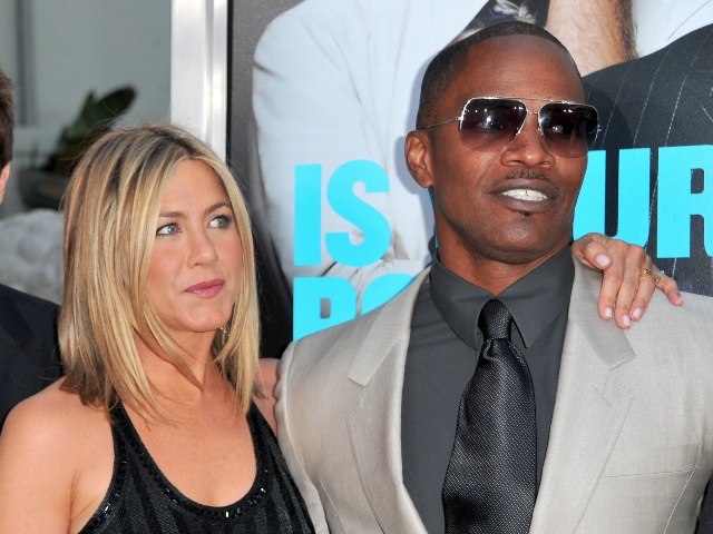 Jennifer Aniston Closes Instagram Comments After Her Accusations of Antisemitism Against Jamie Foxx - Vimarsana News